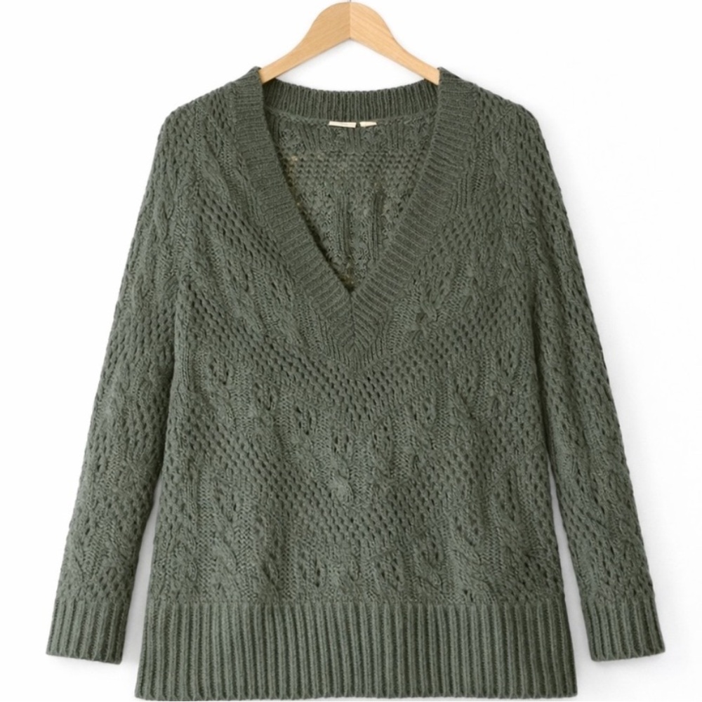 Cato Olive Green Cable Knit V-Neck Sweater | Chunky Knit Pullover | Size Medium